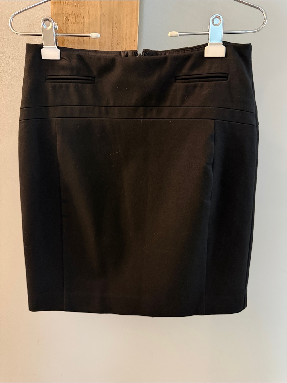 EXPRESS Black Tailored Pencil Skirt, size 2